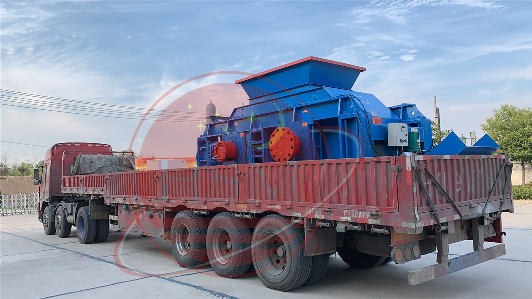 1510液壓對輥破碎機(jī)